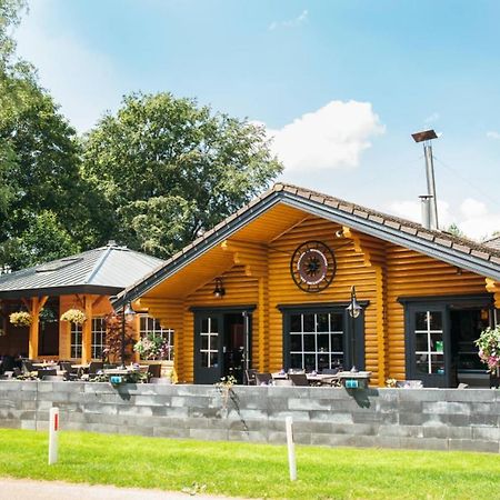 Een Gezellige Chalet Met Zonnige Buitenruimte Op De Veluwe! Villa Putten Exterior photo